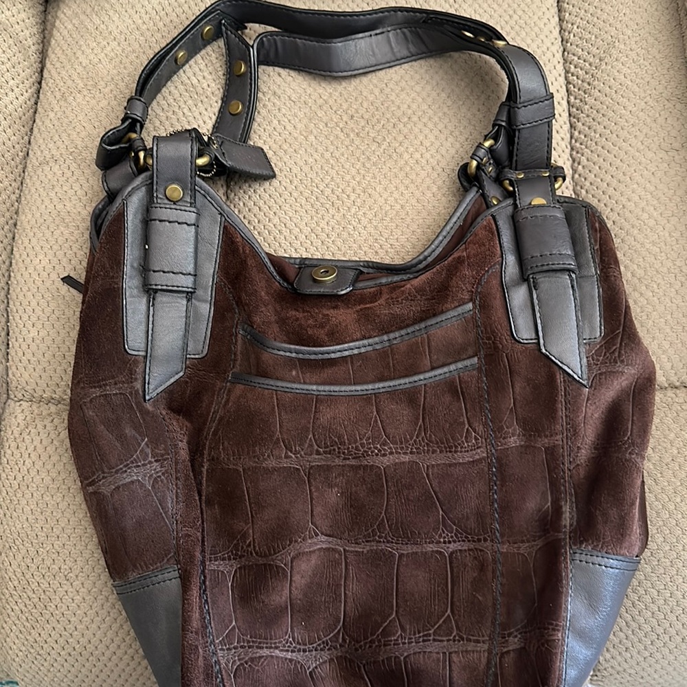 Women’s shoulder bag